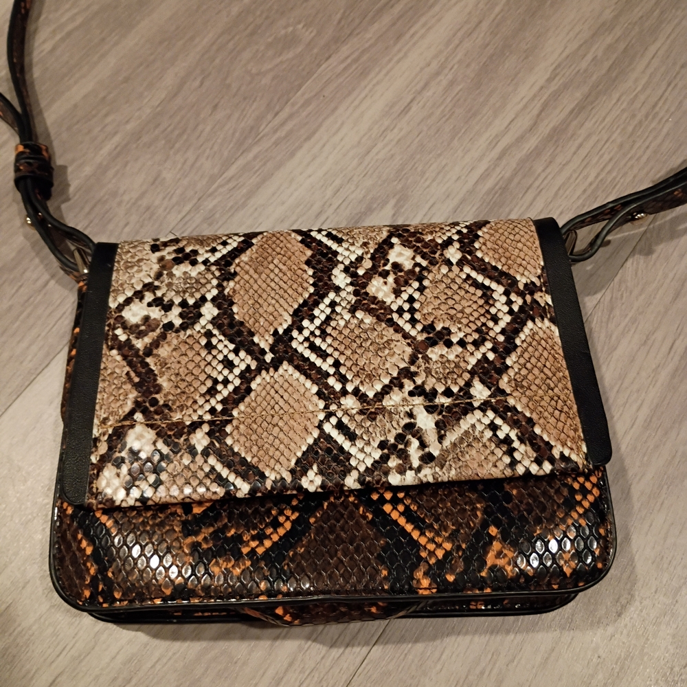 Snakeskin Style Crossbody Bag